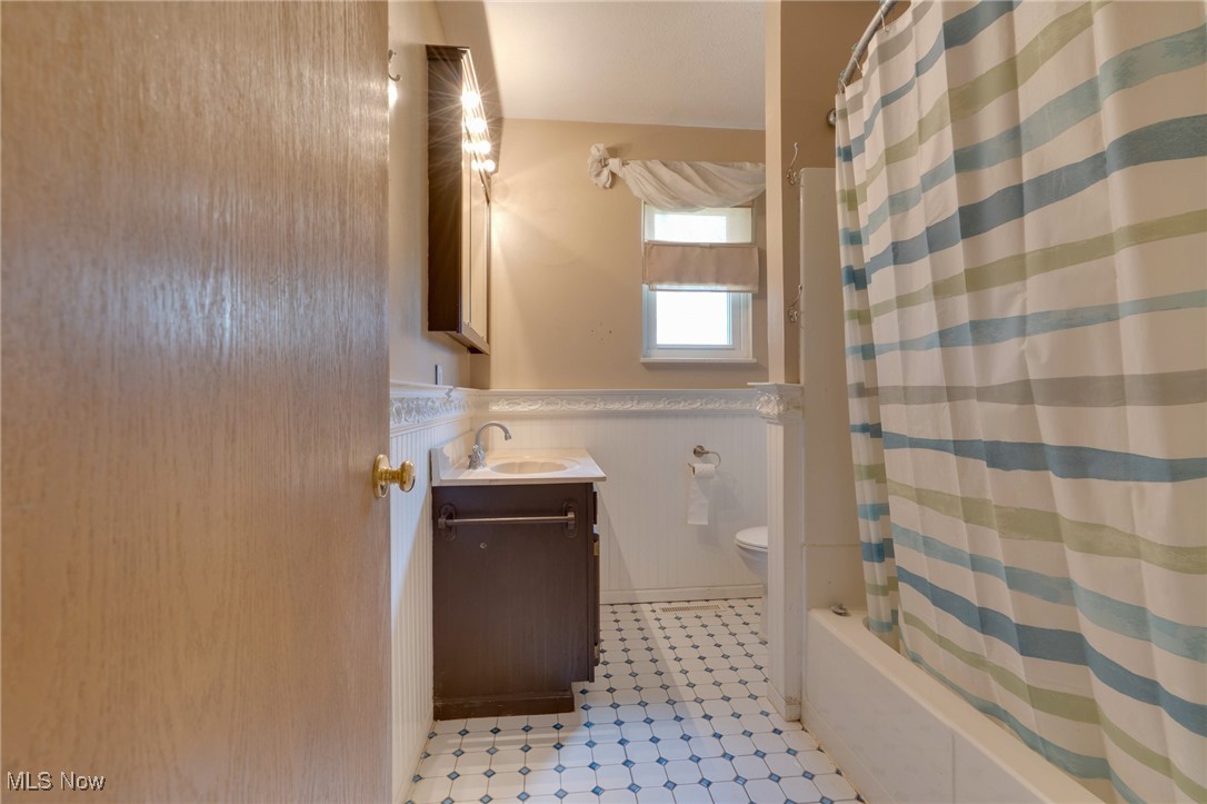 390 Wynncrest Drive, Marietta, Ohio image 22