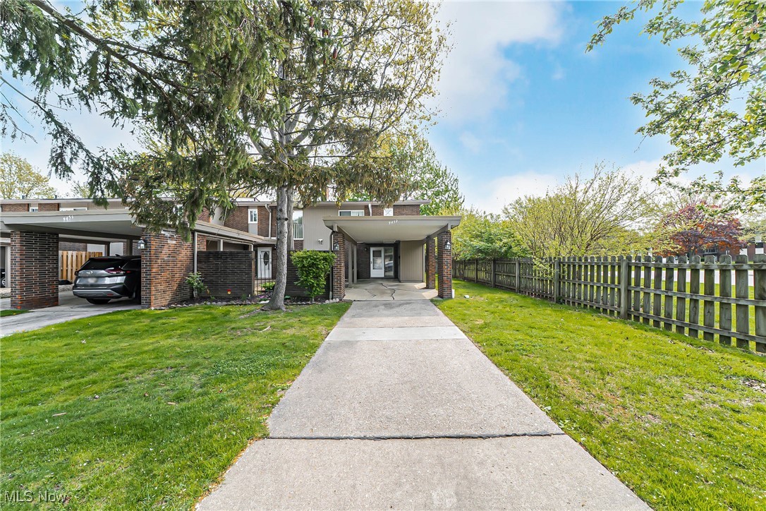 9459 Central Park Boulevard, Olmsted Falls, Ohio image 2