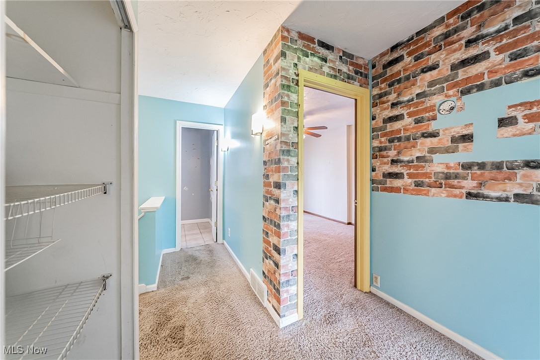 9459 Central Park Boulevard, Olmsted Falls, Ohio image 19