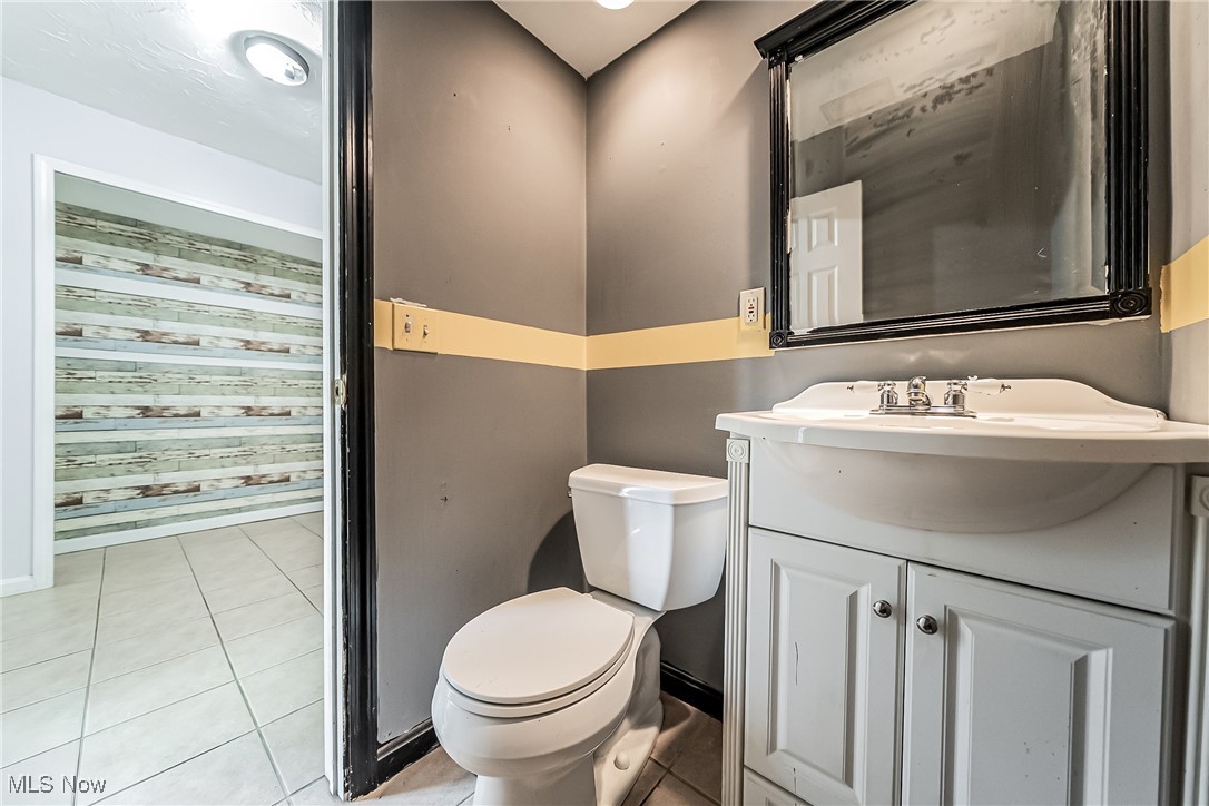 9459 Central Park Boulevard, Olmsted Falls, Ohio image 16