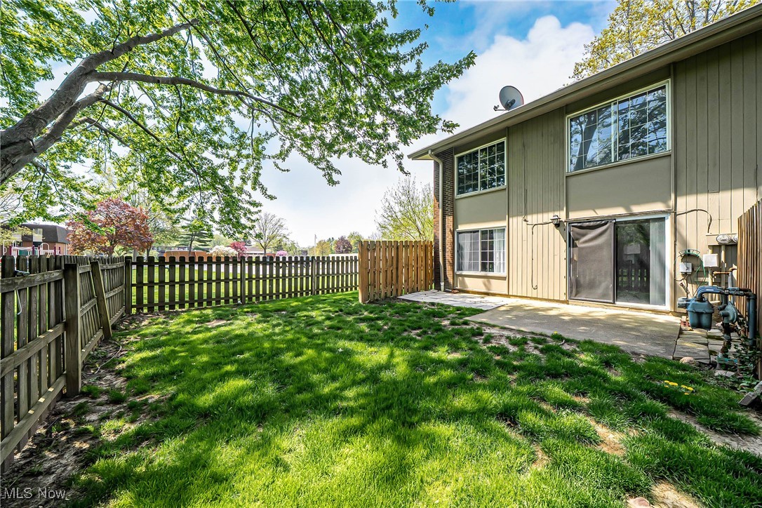 9459 Central Park Boulevard, Olmsted Falls, Ohio image 32