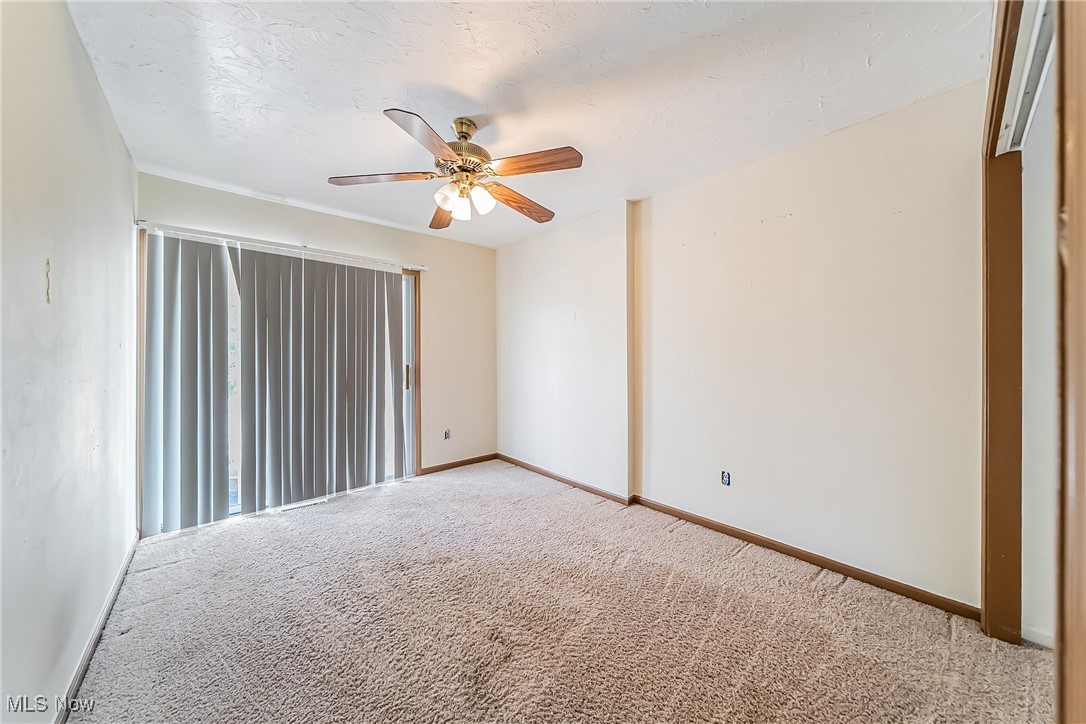 9459 Central Park Boulevard, Olmsted Falls, Ohio image 25