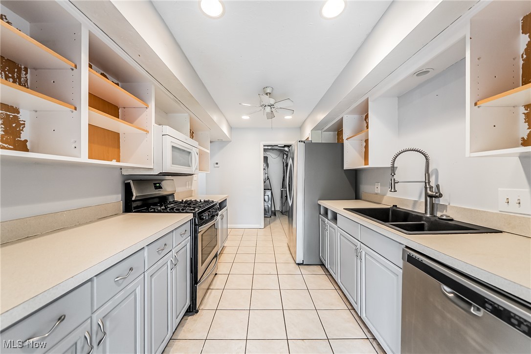 9459 Central Park Boulevard, Olmsted Falls, Ohio image 14
