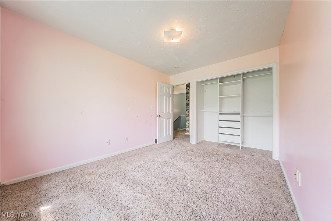 9459 Central Park Boulevard, Olmsted Falls, Ohio image 26