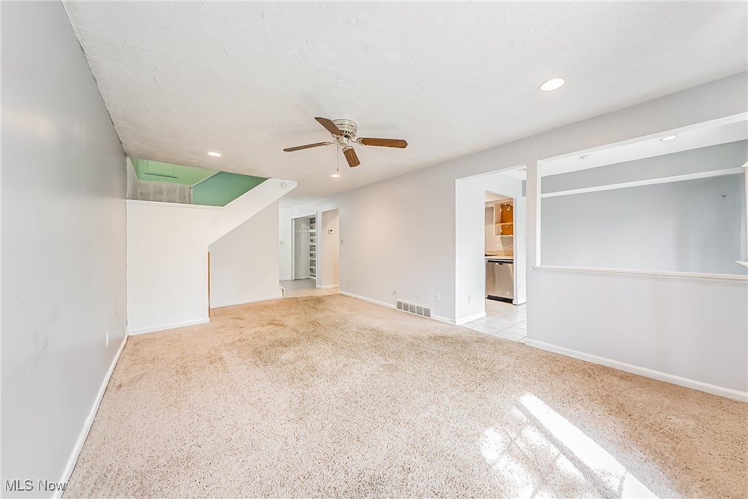 9459 Central Park Boulevard, Olmsted Falls, Ohio image 10