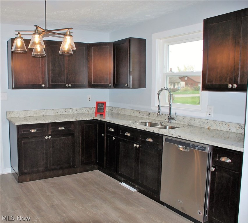 Vermilion Lake 01 - Residential