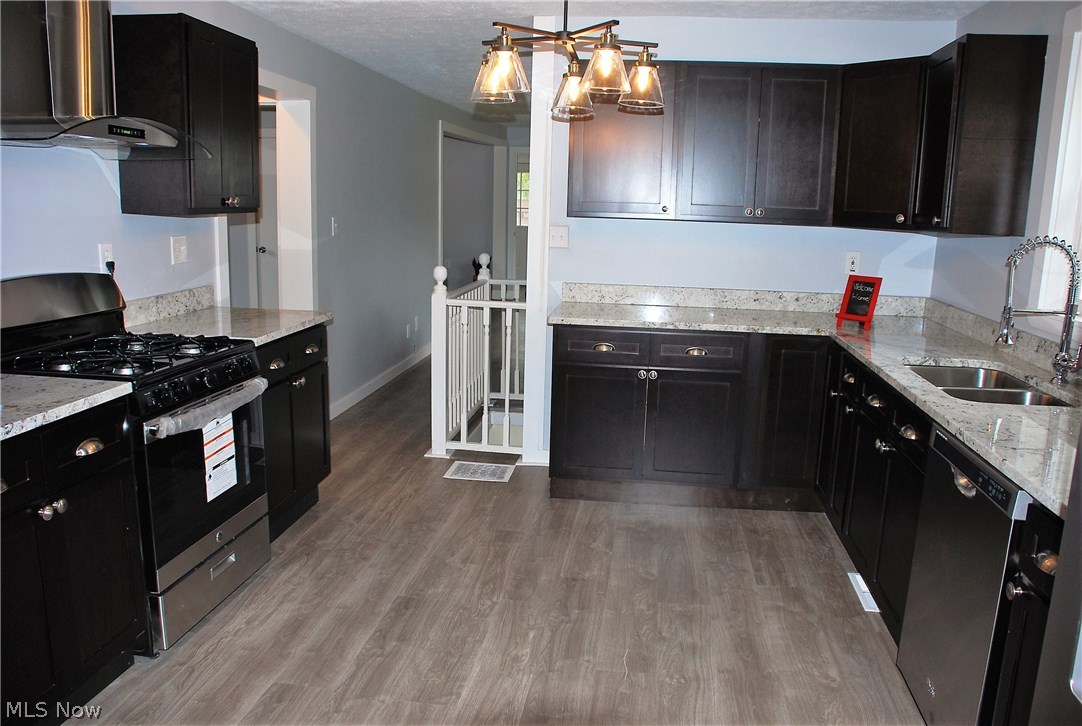 Vermilion Lake 01 - Residential