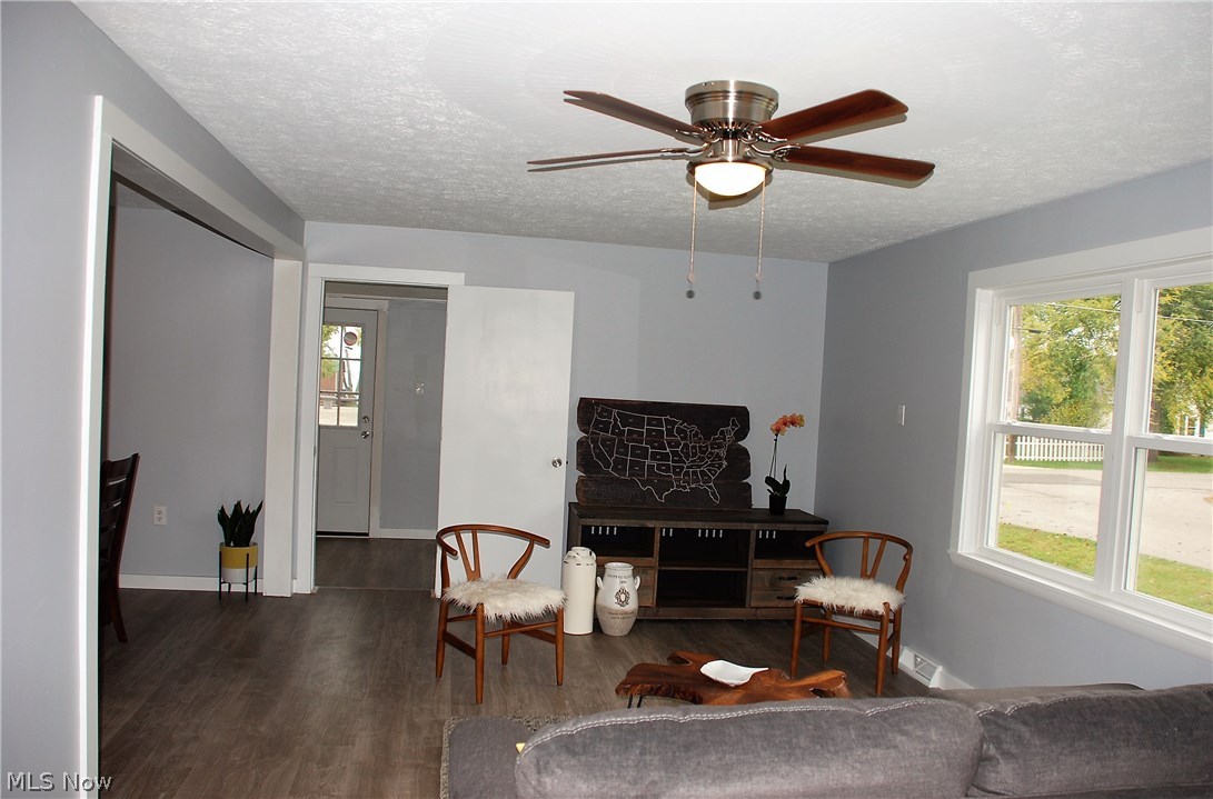 Vermilion Lake 01 - Residential