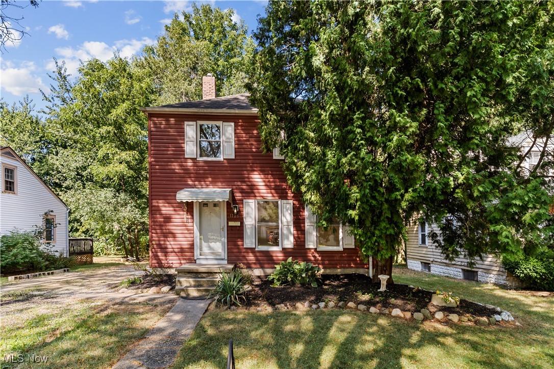 * Open House Sunday 9/7/25 4:30-6pm*
Prepare to be mesmerized by this classy colonial! It is a beautifully brand- new renovation that blends modern style with comfort! This home offers fresh updates throughout, including new flooring, paint, lighting and fixtures. The kitchen shines with sleek, chef's countertops, new cabinetry and stainless-steel appliances. It also features an island that houses the dishwasher, perfect for entertaining. Enjoy the 3 bedrooms and a refreshed bathroom with Subway tiles and new vanity and fixtures! The home has brand new furnace, AC, and hot water tank. All this home is missing, is an owner. Outside you will find a large private yard, perfect for gardening, gatherings or relaxation. Conveniently located near schools, parks, shopping and major highways. If you're looking for a move-in ready property, you found it! Don't miss your chance to own this fully renovated gem- schedule a showing today!