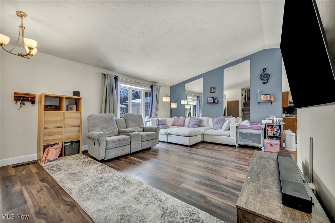 Eagle Oaks - Residential