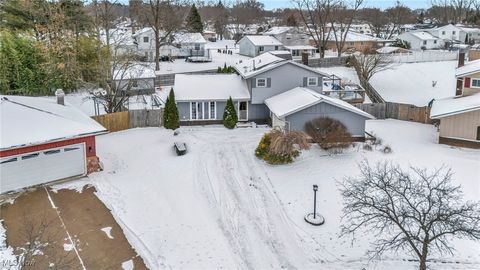 Tiny photo for 4776 Aspen Oval, Brunswick, OH 44212 (MLS # 5180155)