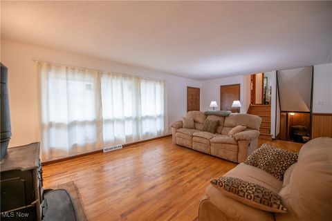 Tiny photo for 7180 Woodell Avenue NE, Canton, OH 44721 (MLS # 5177265)