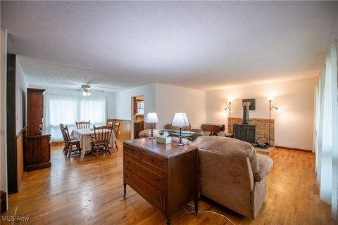 Tiny photo for 7180 Woodell Avenue NE, Canton, OH 44721 (MLS # 5177265)