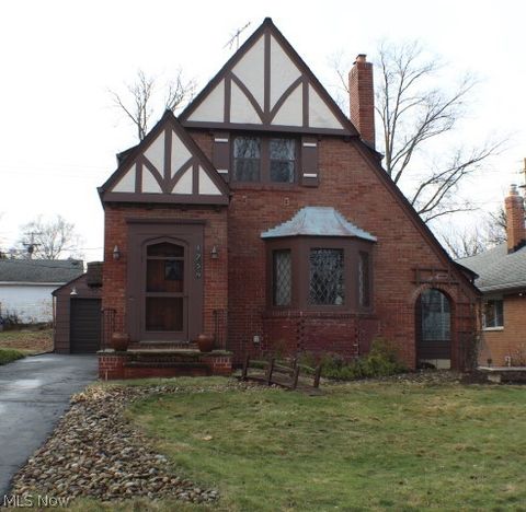 Photo of 1734 Glenridge Road, Euclid, OH 44117 (MLS # 5188141)