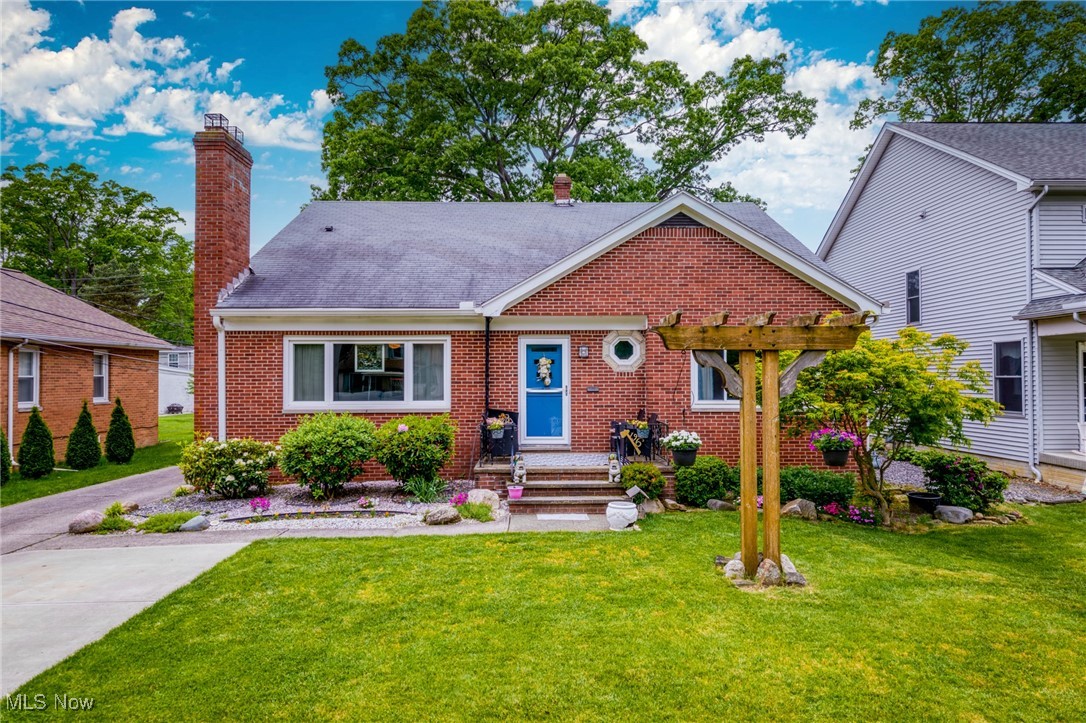196 Tomahawk Drive, Avon Lake, Ohio image 1