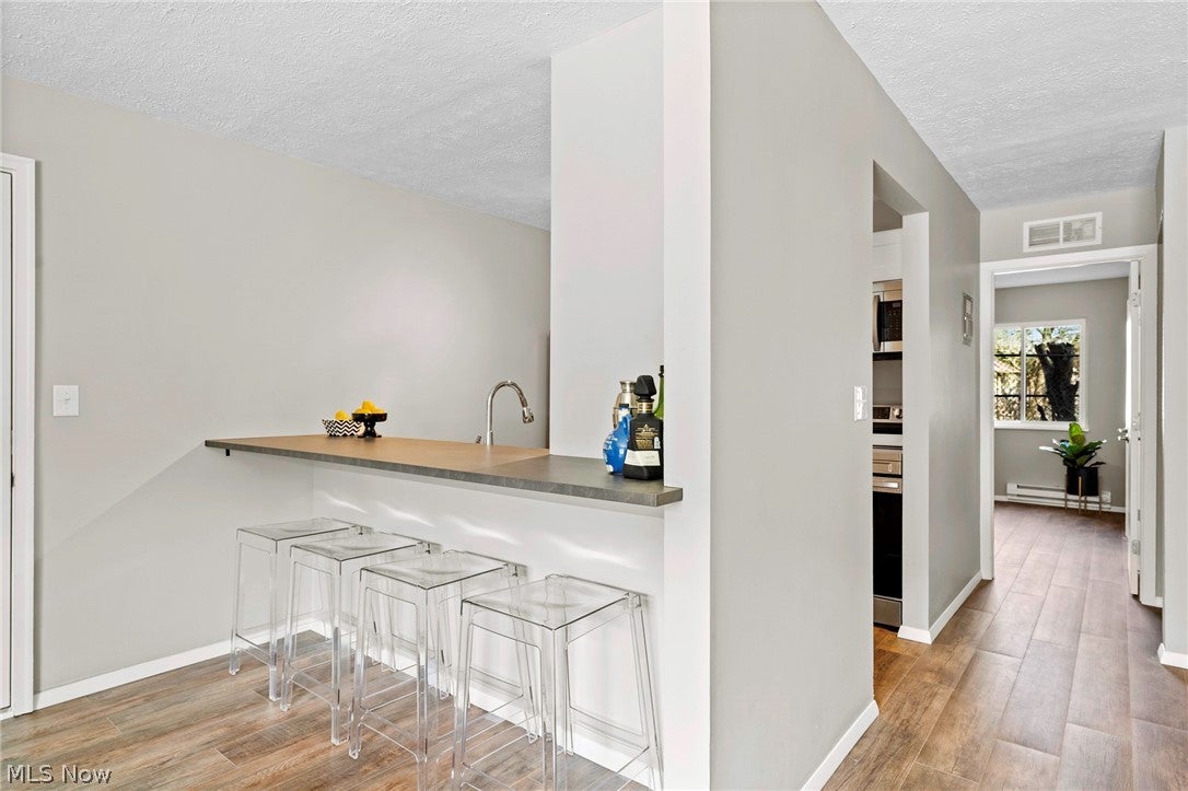 10524 Clifton Boulevard 201