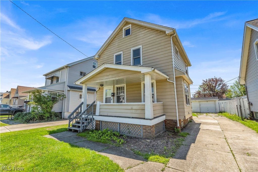 Photo of 12808 Havana Road, Garfield Heights, OH 44125 (MLS # 5208120)