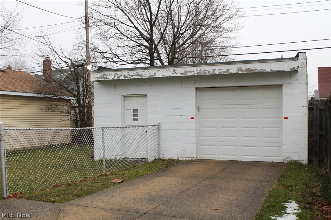 Ford Realty Companys Liberty - Residential