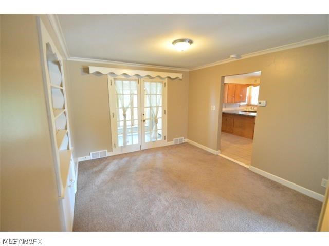 Meadow Lawn 1 - Residential Lease