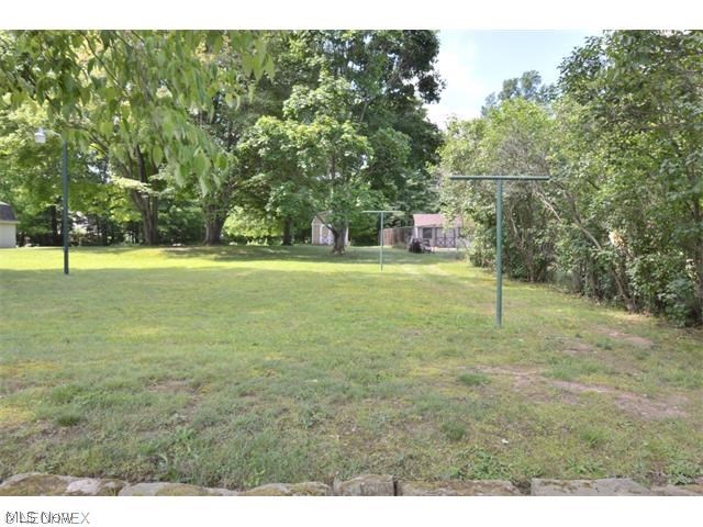 Meadow Lawn 1 - Residential Lease