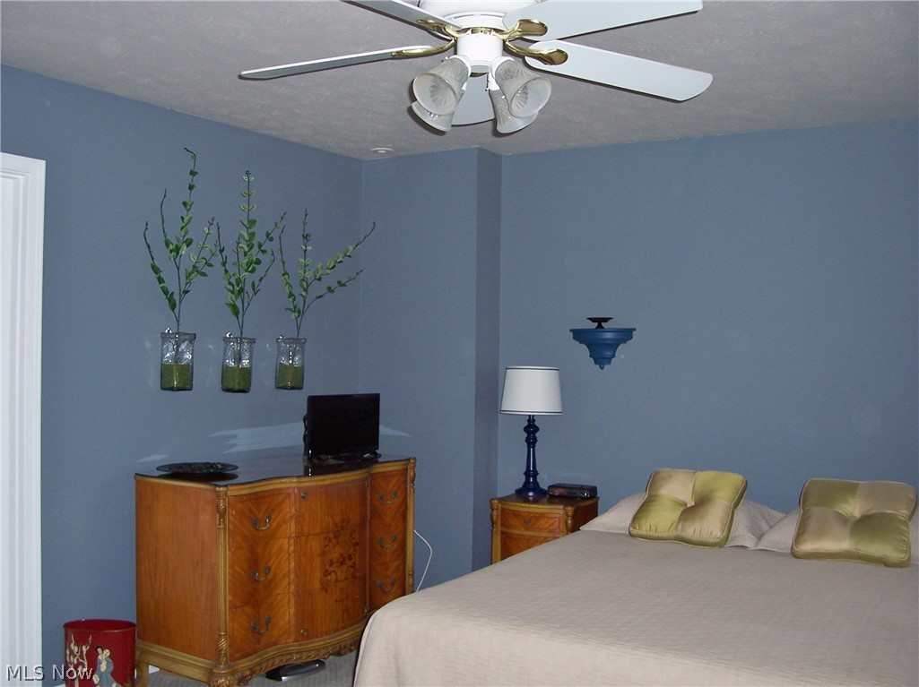 Meadowlawn Condo - Residential