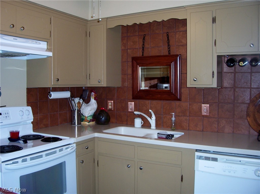 Meadowlawn Condo - Residential