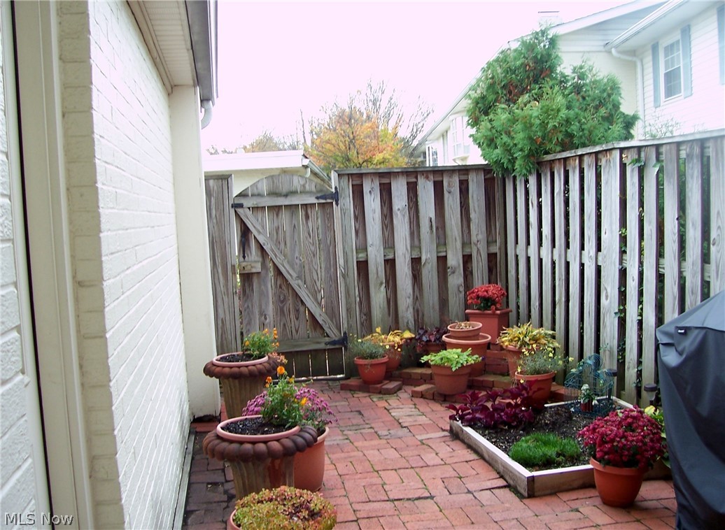 Meadowlawn Condo - Residential