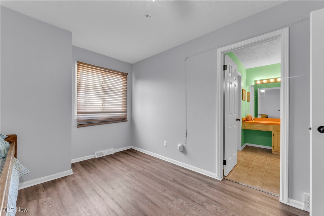 Summerset/Raintree Condo - Residential