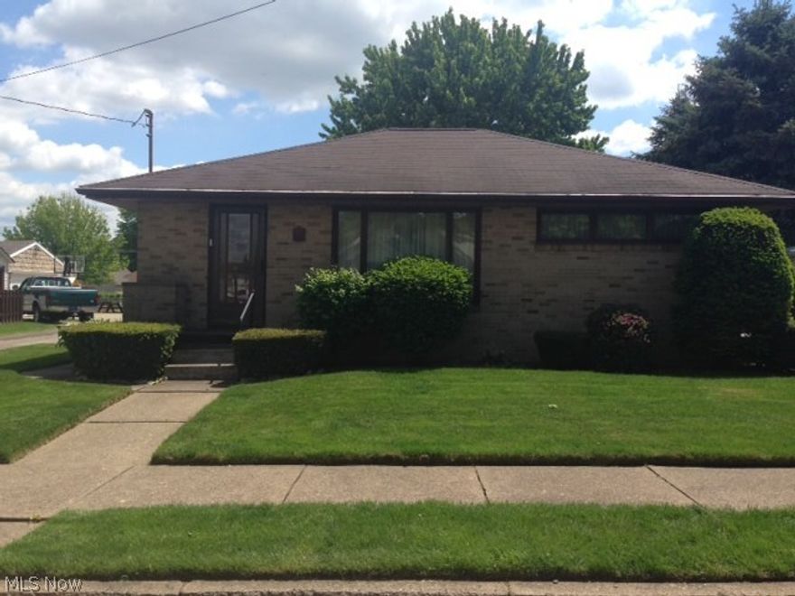 Don't pass up this all brick ranch home. Well maintained and move in condition!  Three bedrooms two full baths. All new appliances in kitchen. Attitional 400 sq ft finished lower level with second kitchen.Enclosed sunroom overlooking private fenced in yard. One car oversized garage. Great location to shopping and interstare travel. This one is a gem ... Wont last.