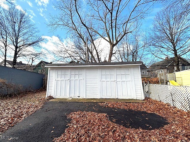 932 Nela View Road, Cleveland Heights, Ohio image 35