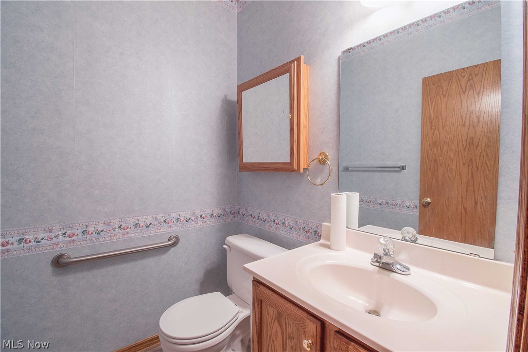 Villas At London Square Condo - Residential