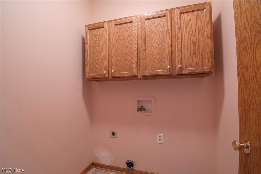 Villas At London Square Condo - Residential