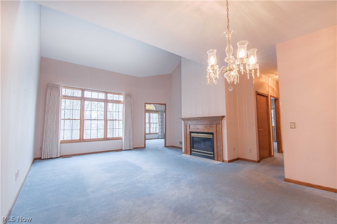 Villas At London Square Condo - Residential