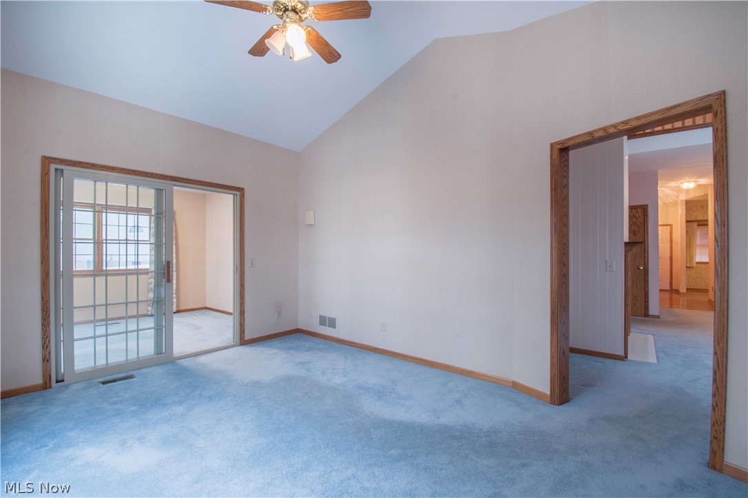 Villas At London Square Condo - Residential