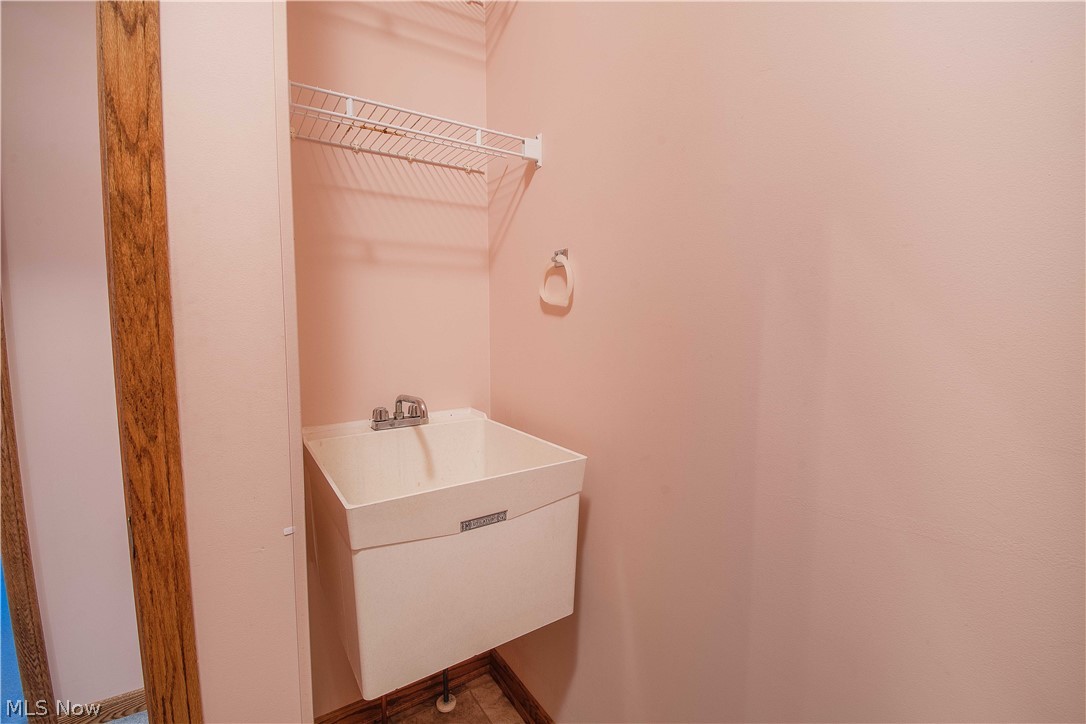 Villas At London Square Condo - Residential