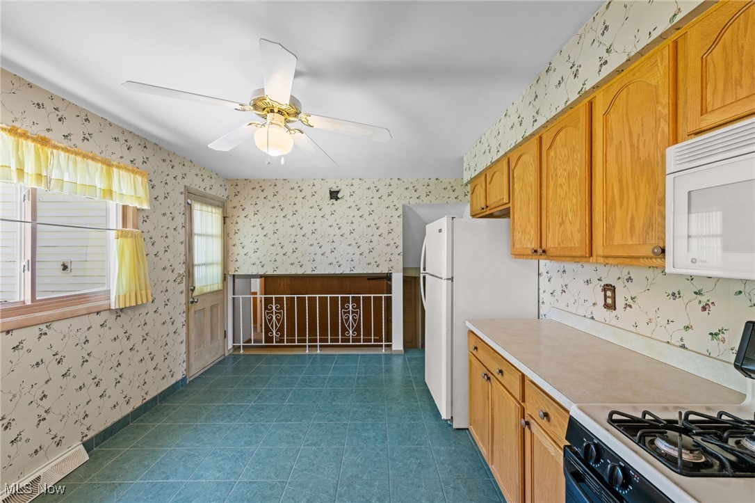 Highland Heights, Ohio 44143, United States, 3 Bedrooms Bedrooms, ,2 BathroomsBathrooms,Residential,Pending,135189