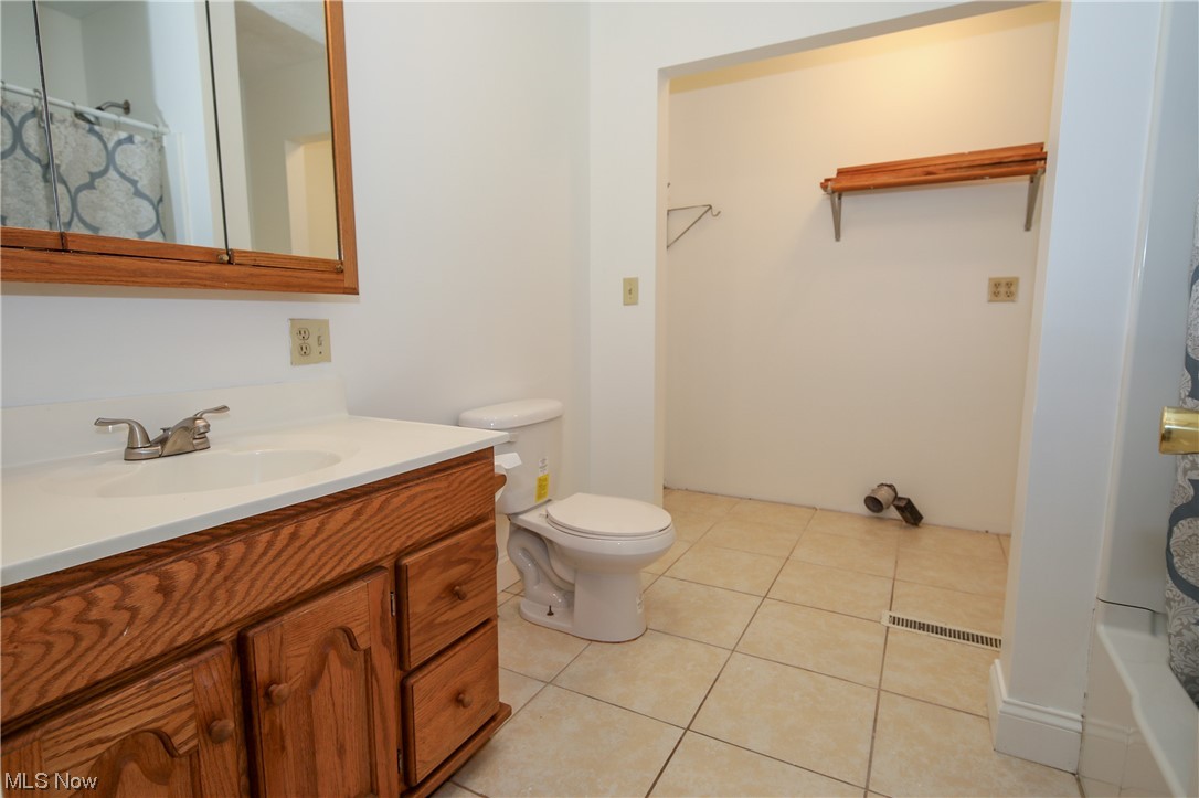 Bernhards Add - Residential Lease