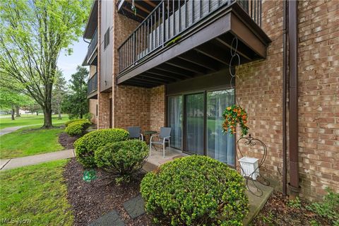 Tiny photo for 16395 Heather Lane, Middleburg Heights, OH 44130 (MLS # 5210649)