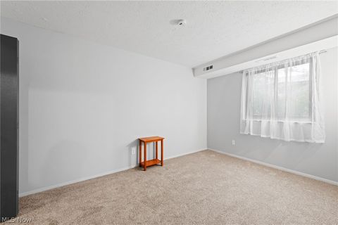 Tiny photo for 16395 Heather Lane, Middleburg Heights, OH 44130 (MLS # 5210649)