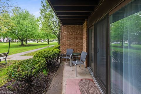 Tiny photo for 16395 Heather Lane, Middleburg Heights, OH 44130 (MLS # 5210649)