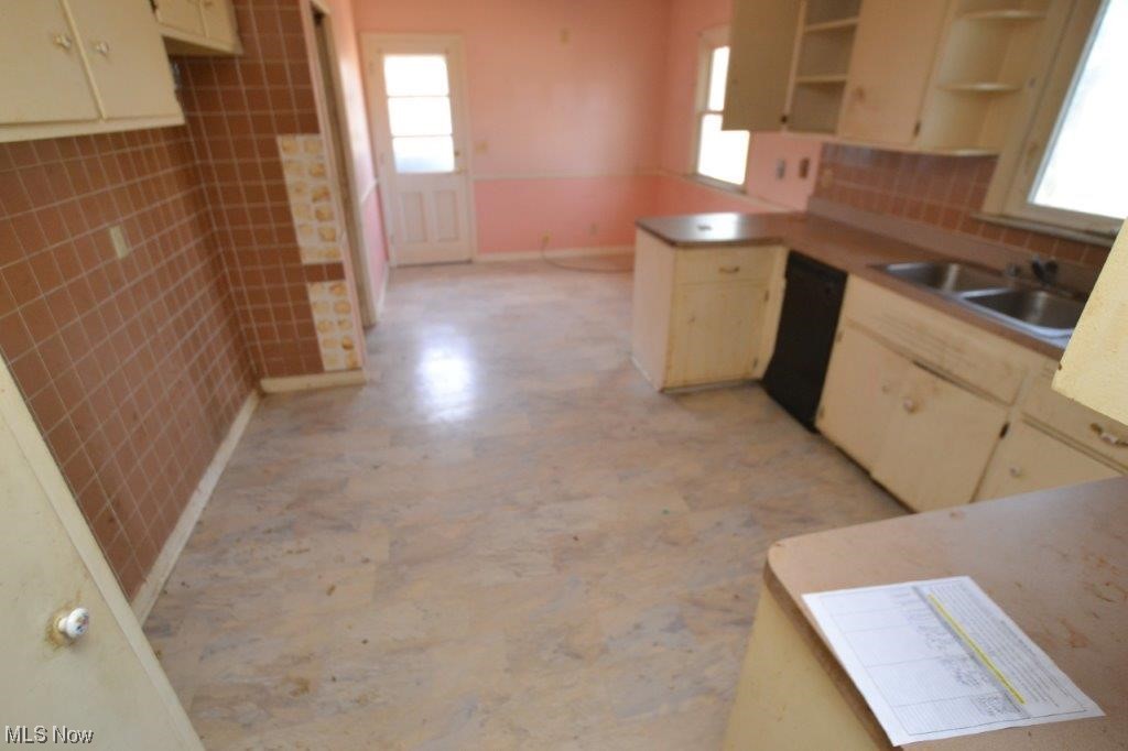 Maniaci - Residential