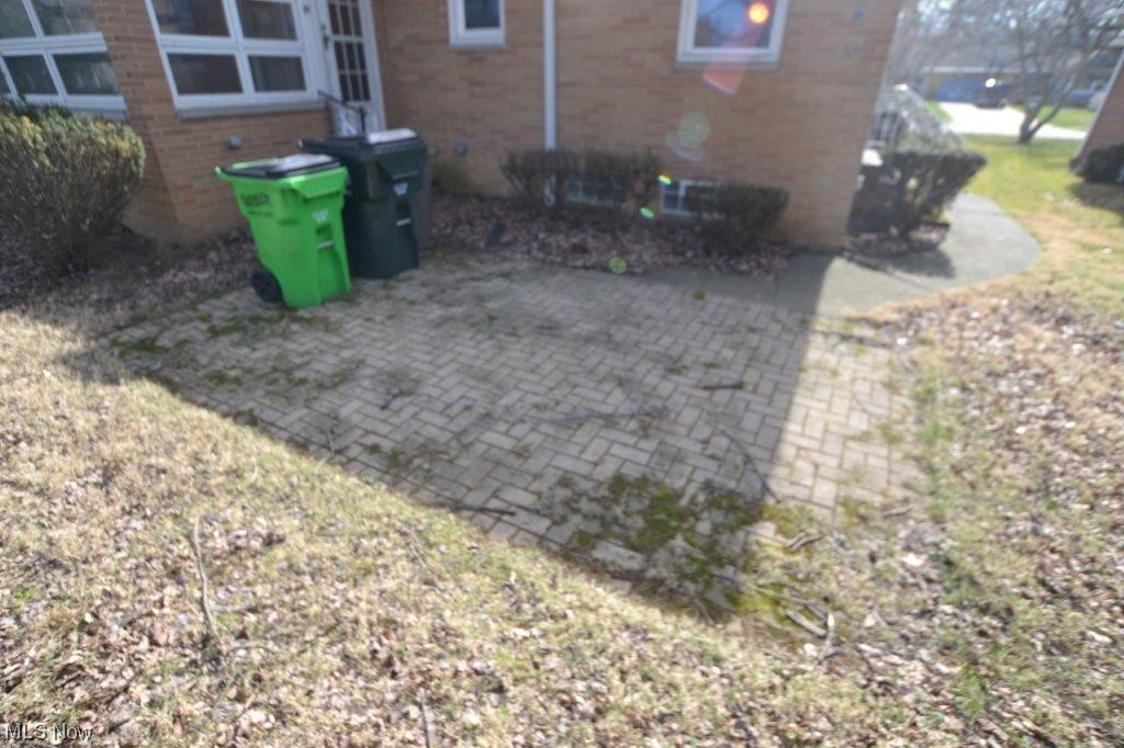 Maniaci - Residential