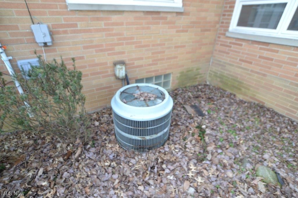 Maniaci - Residential