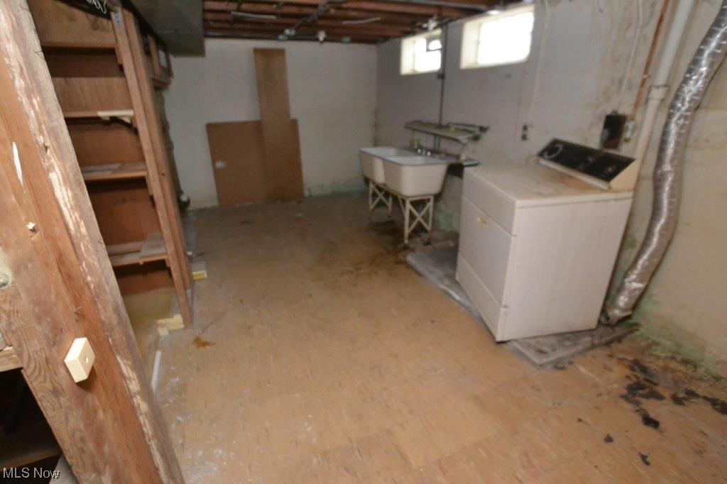 Maniaci - Residential