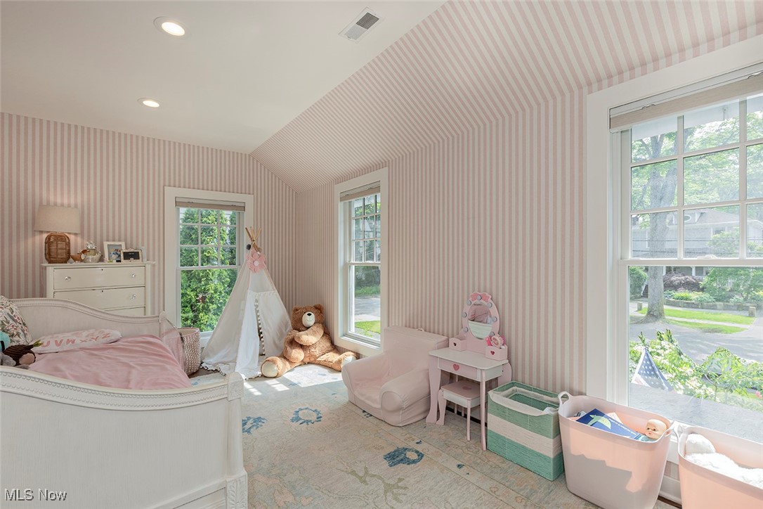 Chagrin Falls, Ohio 44022, United States, 4 Bedrooms Bedrooms, ,3 BathroomsBathrooms,Residential,Active,168138