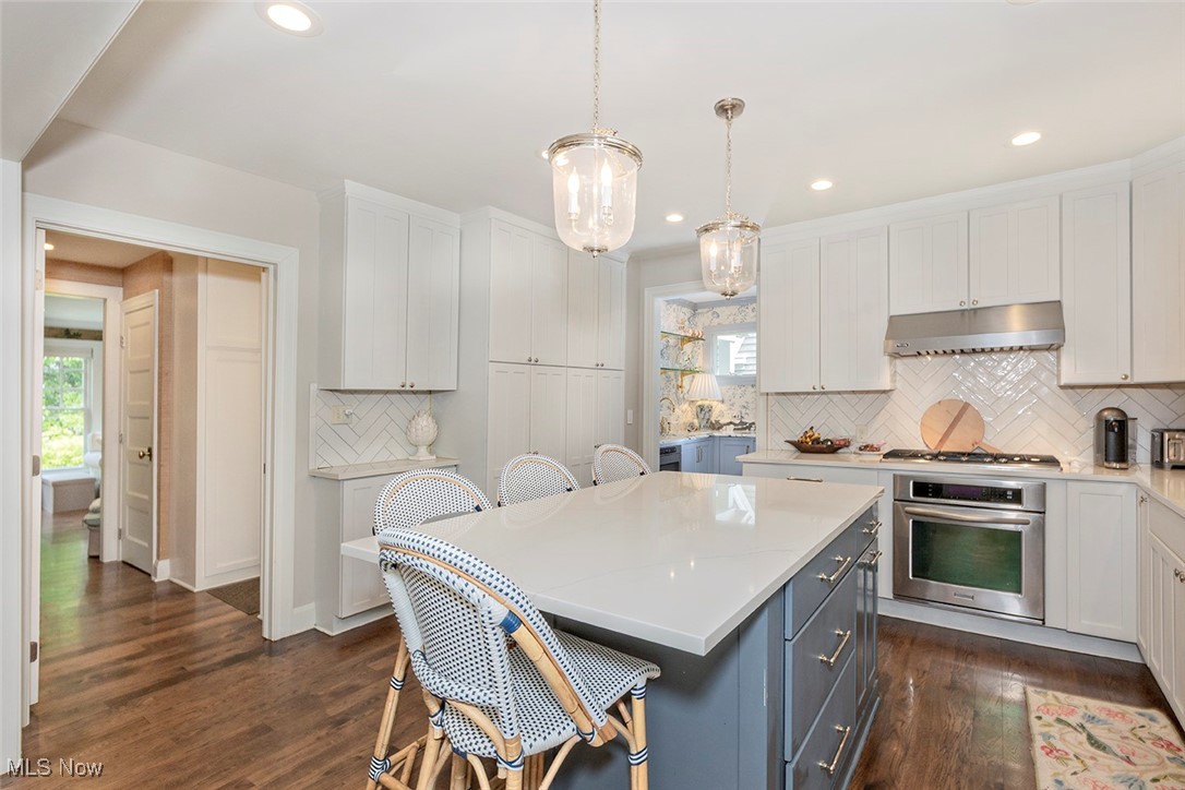 Chagrin Falls, Ohio 44022, United States, 4 Bedrooms Bedrooms, ,3 BathroomsBathrooms,Residential,Active,168138