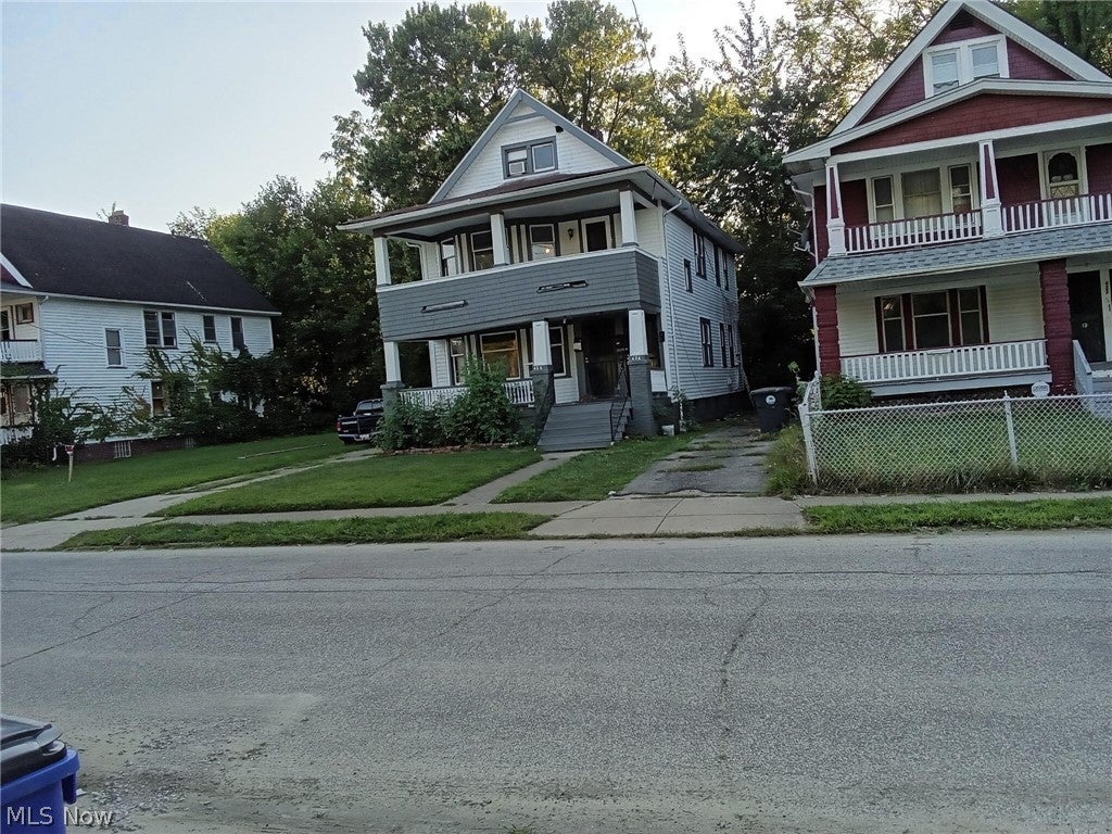 626 E 130th Street