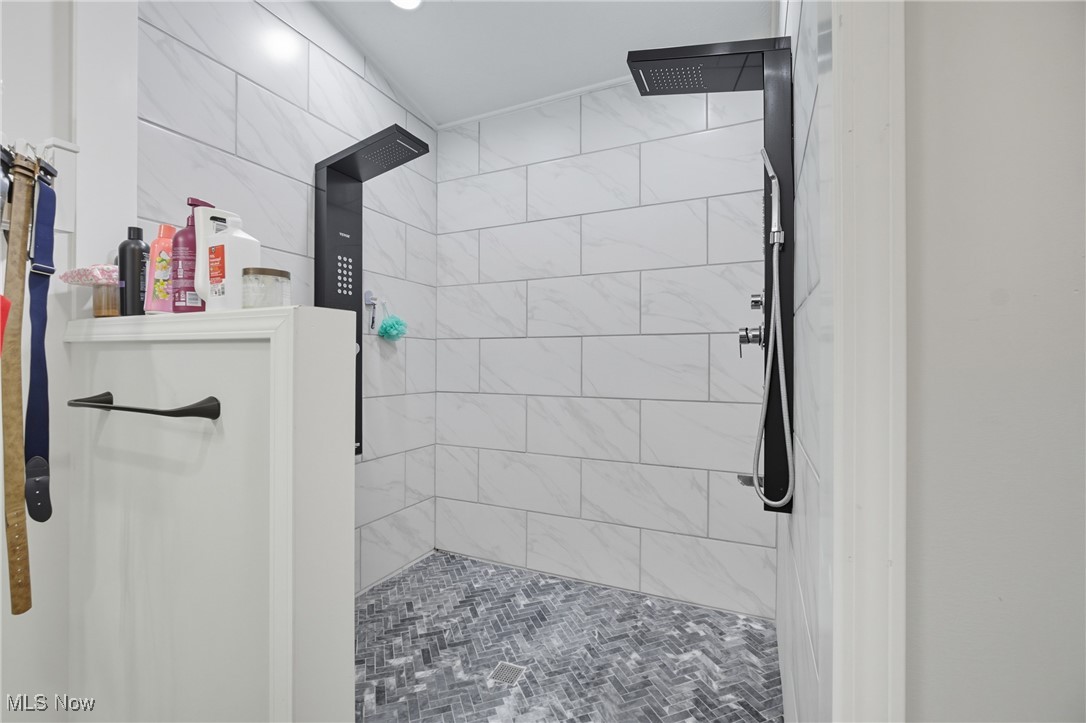 Mcpherson Manor - Residential