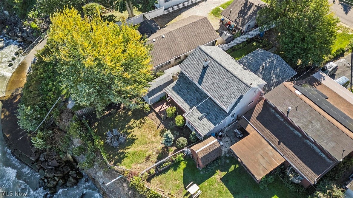 3708 Edgewater Boulevard
