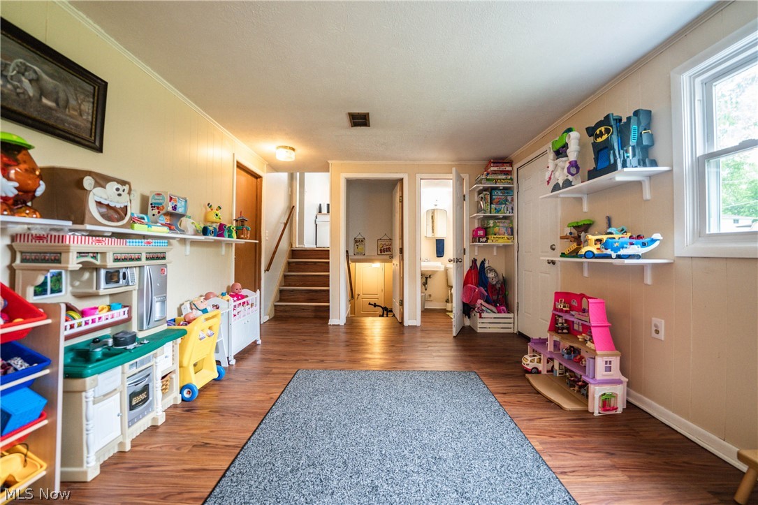 East Parkleigh Inc Skyline - Residential